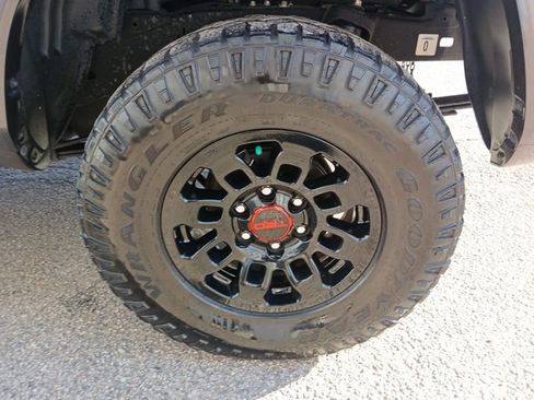 Used 2021 Toyota Tacoma SR5 image 56