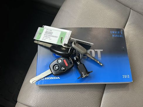 Used 2013 Honda Pilot Touring image 43