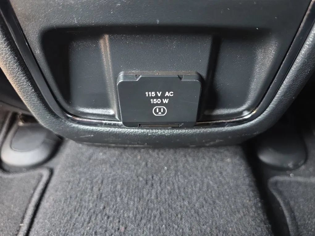 Used 2019 Jeep Grand Cherokee Altitude AWD/4WD image 45