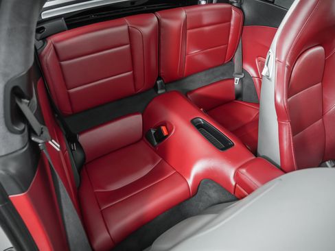 Used 2018 Porsche 911 Targa 4 GTS image 18