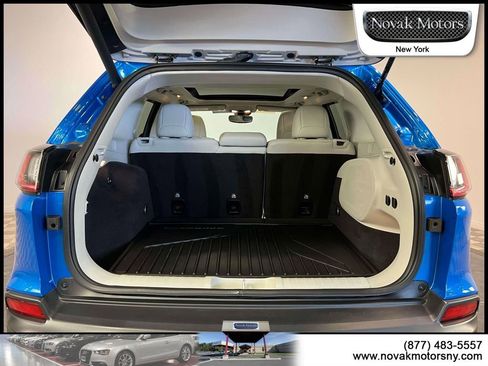 Used 2022 Jeep Cherokee Limited w/ Elite Package image 12