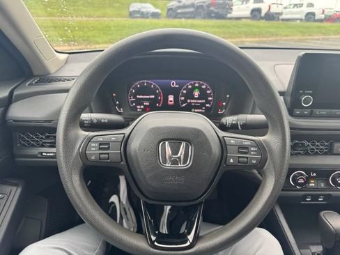 Used 2025 Honda Accord LX image 16