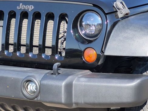 Used 2017 Jeep Wrangler Unlimited Sport w/ Quick Order Package 24S AWD/4WD image 11