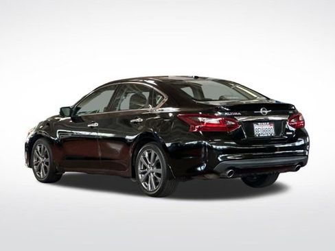 Used 2018 Nissan Altima 2.5 SR w/ SR Special Edition FWD image 7