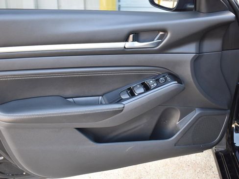 Used 2021 Nissan Altima 2.5 SV image 20