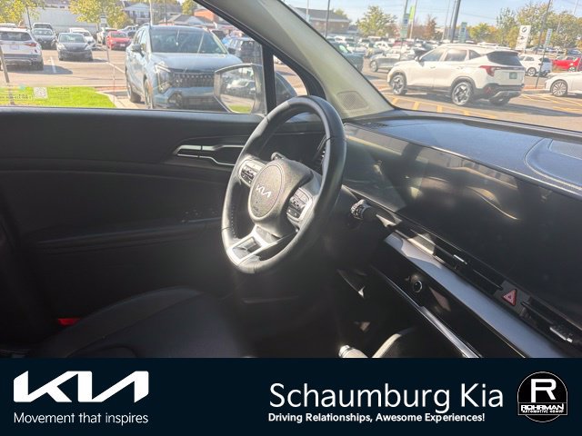 Used 2024 Kia Sportage EX AWD/4WD image 12