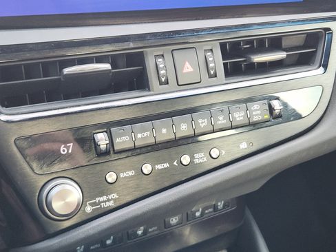 Used 2023 Lexus ES 350 F Sport w/ Accessory Package (Z1) image 22