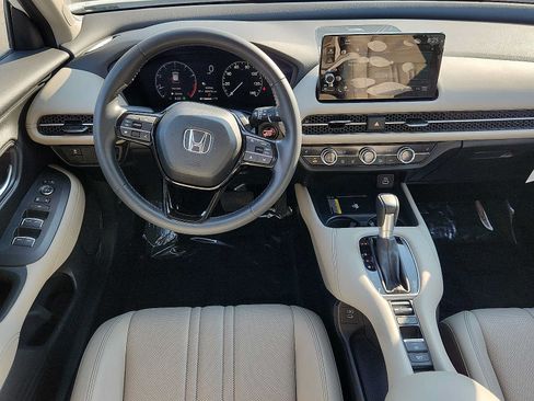 Certified 2024 Honda HR-V EX-L image 11