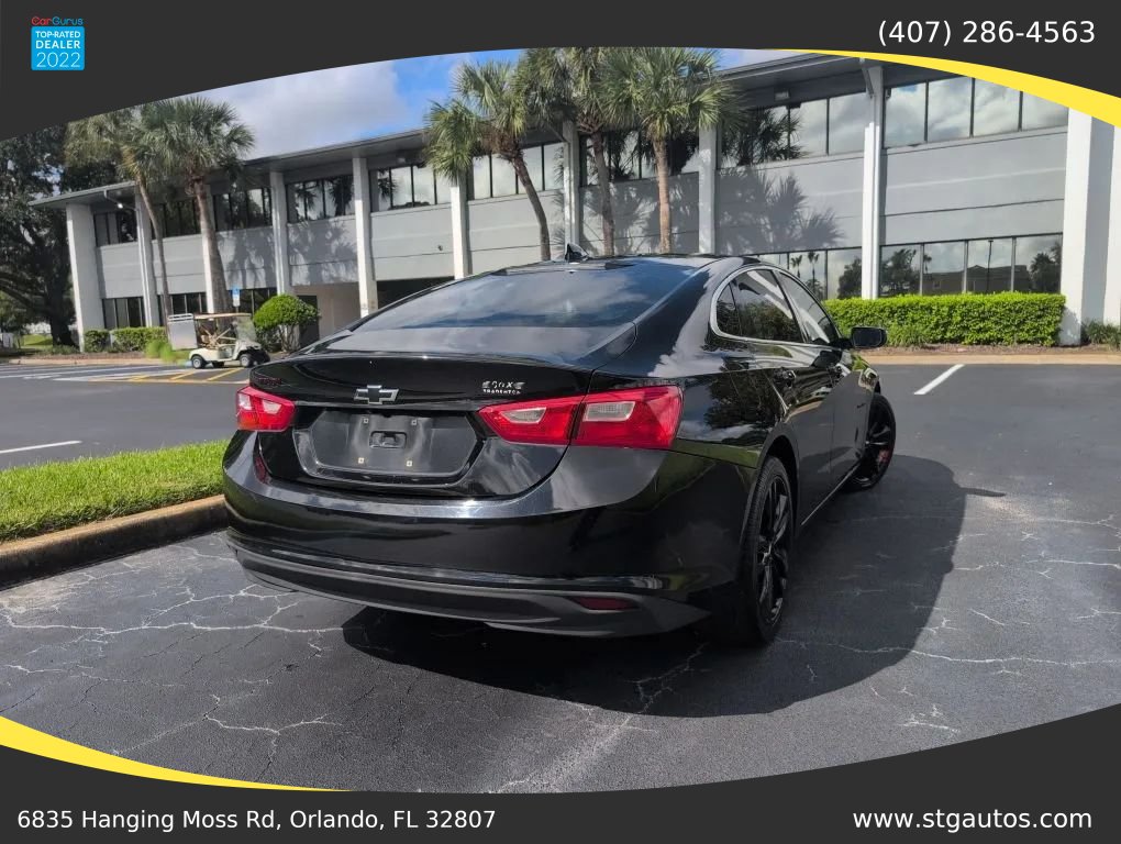 Used 2018 Chevrolet Malibu LT w/ Leather Package FWD image 5