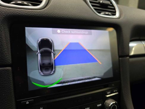 Used 2017 Porsche 718 Boxster image 17