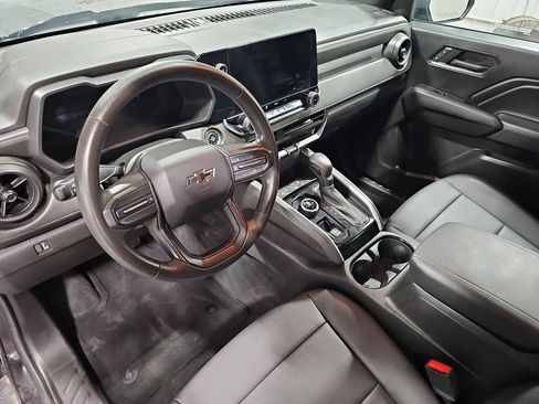Used 2024 Chevrolet Colorado Trail Boss AWD/4WD image 15