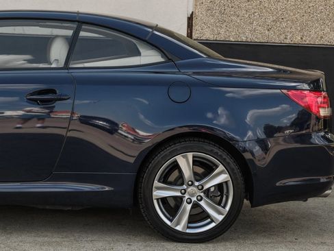 Used 2015 Lexus IS 350C w/ Navigation System Package RWD image 16