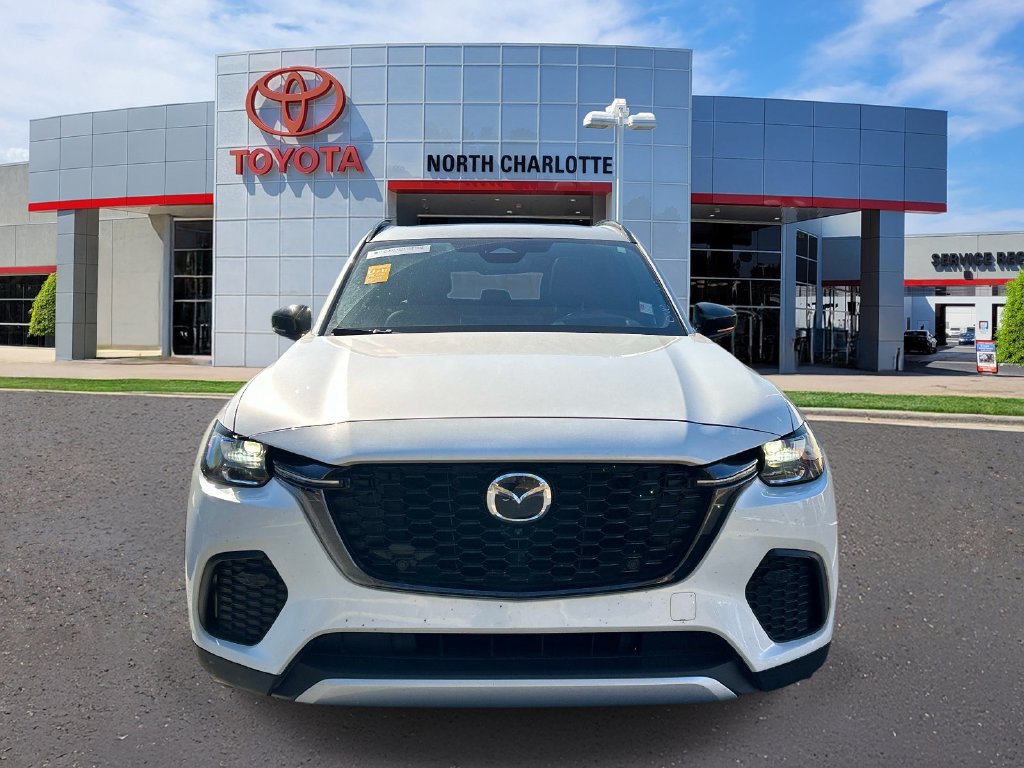 Used 2025 MAZDA CX-70 Plug-In Hybrid w/ Premium Plus AWD/4WD image 3
