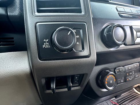 Used 2021 Ford F250 XL w/ Power Equipment Group image 35