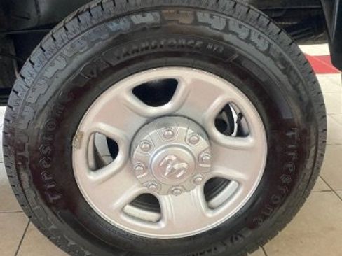 Used 2020 RAM 3500 Tradesman image 33