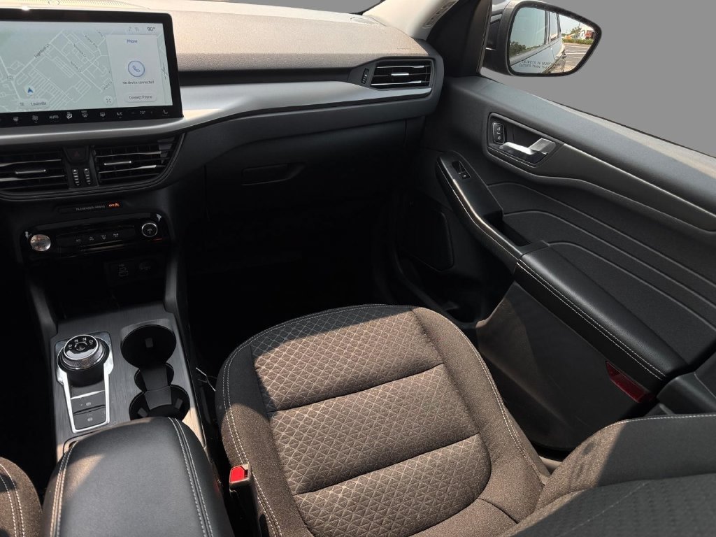 New 2024 Ford Escape Active w/ Tech Pack #2 FWD image 9