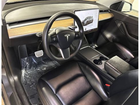 Used 2022 Tesla Model Y Performance AWD/4WD image 19