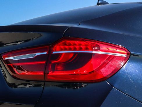 Used 2018 BMW X6 sDrive35i image 10