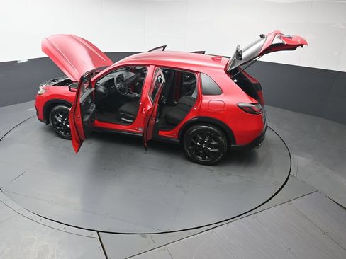 Certified 2024 Honda HR-V Sport image 42