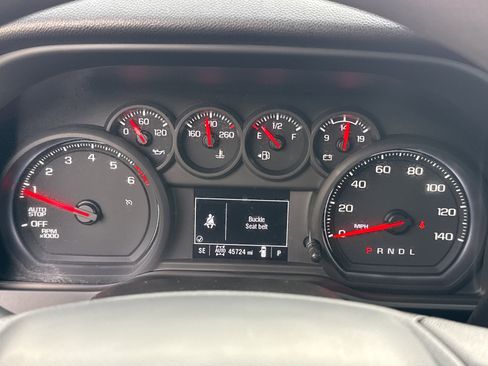 Used 2024 Chevrolet Silverado 1500 Custom image 21