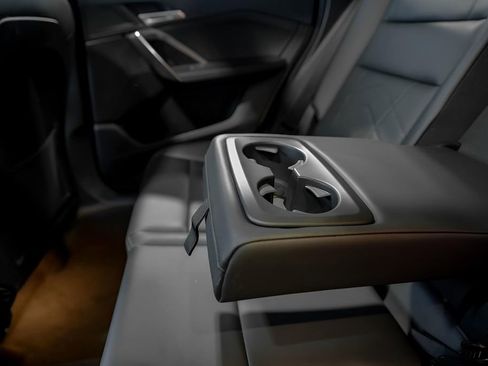 Used 2024 BMW X1 xDrive28i w/ M Sport Package image 33