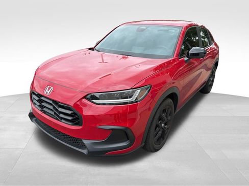 Used 2023 Honda HR-V Sport image 3