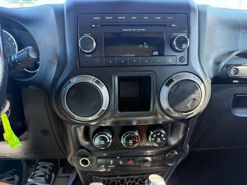 Used 2016 Jeep Wrangler Sport w/ Quick Order Package 24S image 17