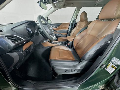 Used 2023 Subaru Forester Touring image 25