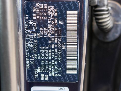 Used 2023 Kia Sorento EX image 38