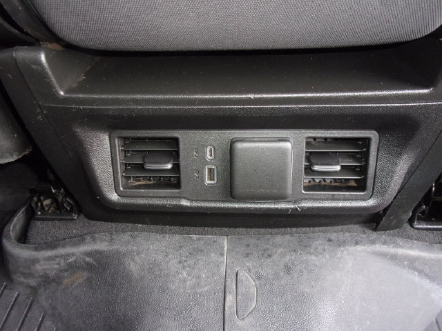 Used 2024 Chevrolet Silverado 2500 LT AWD/4WD image 36