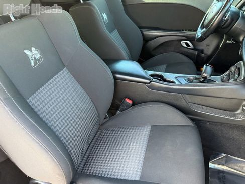 Used 2022 Dodge Challenger R/T Scat Pack w/ Driver Convenience Group image 11