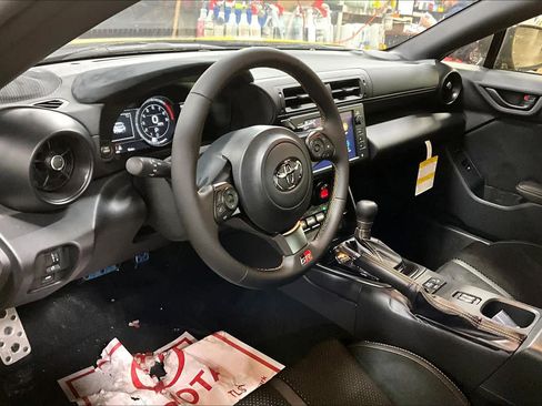 New 2026 Toyota GR86 YUZU Limited image 8