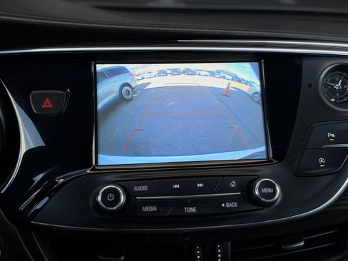 Used 2019 Buick Envision Essence image 30