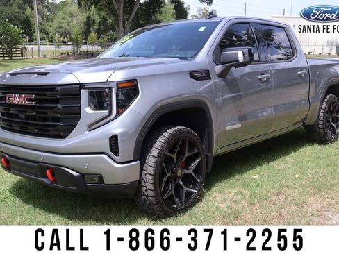 Used 2025 GMC Sierra 1500 Elevation w/ Preferred Package AWD/4WD image 2