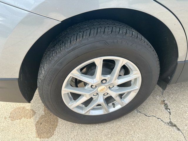 Used 2024 Chevrolet Equinox LT w/ LPO, Floor Liner Package AWD/4WD image 53