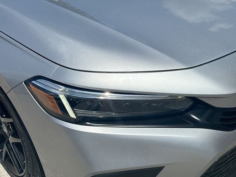 Certified 2024 Honda Civic Sport image 33