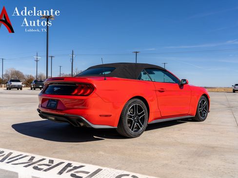 Used 2023 Ford Mustang Convertible image 3