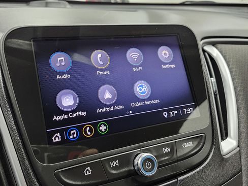 Used 2021 Chevrolet Malibu LS image 4