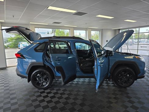 Used 2022 Toyota RAV4 TRD Off-Road w/ TRD Off-Road Weather Package AWD/4WD image 17