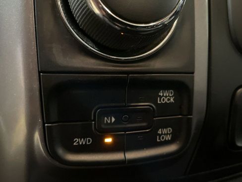 Used 2024 RAM 1500 Classic SLT image 32