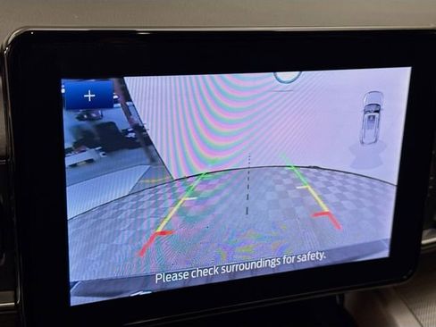 Used 2023 Ford Explorer XLT w/ Equipment Group 202A image 14