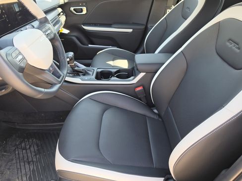 New 2026 Kia K4 GT-Line FWD image 8