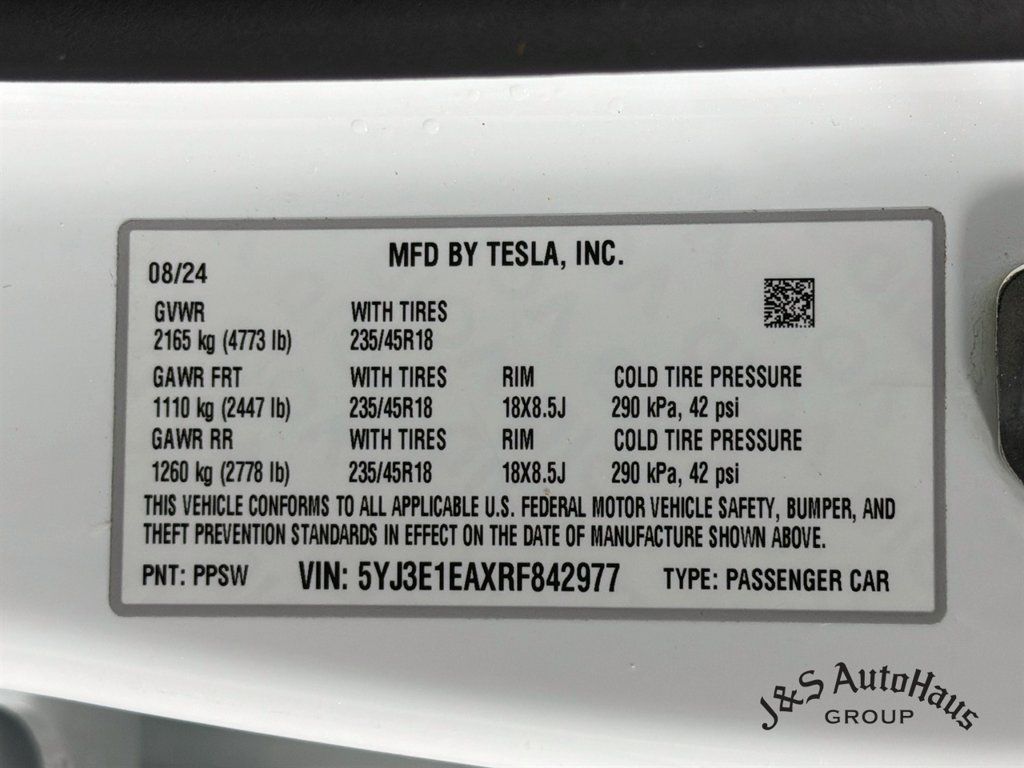 Used 2024 Tesla Model 3 Long Range RWD image 40