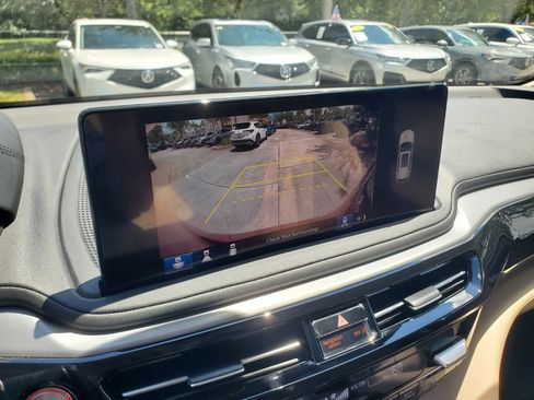 Used 2025 Acura MDX w/ Technology Package FWD image 30