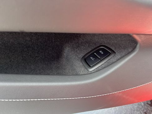 Used 2024 Chevrolet Corvette Stingray Preferred Cpe w/ Battery Protection Package RWD image 12