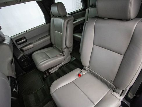 Used 2014 Toyota Sequoia Limited image 25