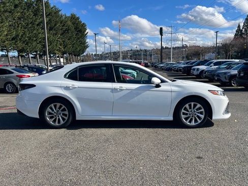 Used 2023 Toyota Camry LE w/ Convenience Package image 6