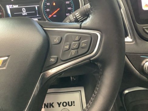 Used 2017 Chevrolet Malibu LT image 17