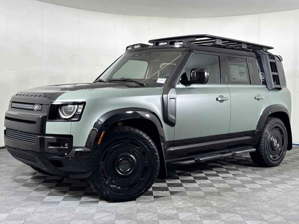 New 2026 Land Rover Defender 110 AWD/4WD image 1
