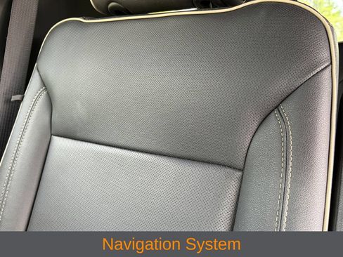 Used 2023 Chevrolet Tahoe Premier RWD image 6